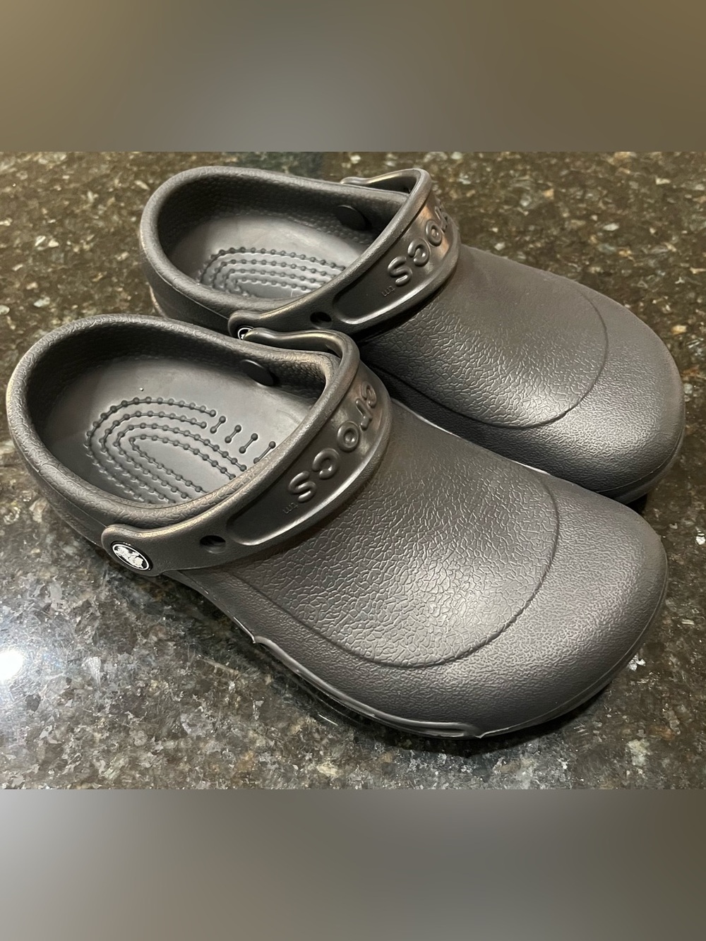 CROCS Kids Classic Clog in Charcoal Black